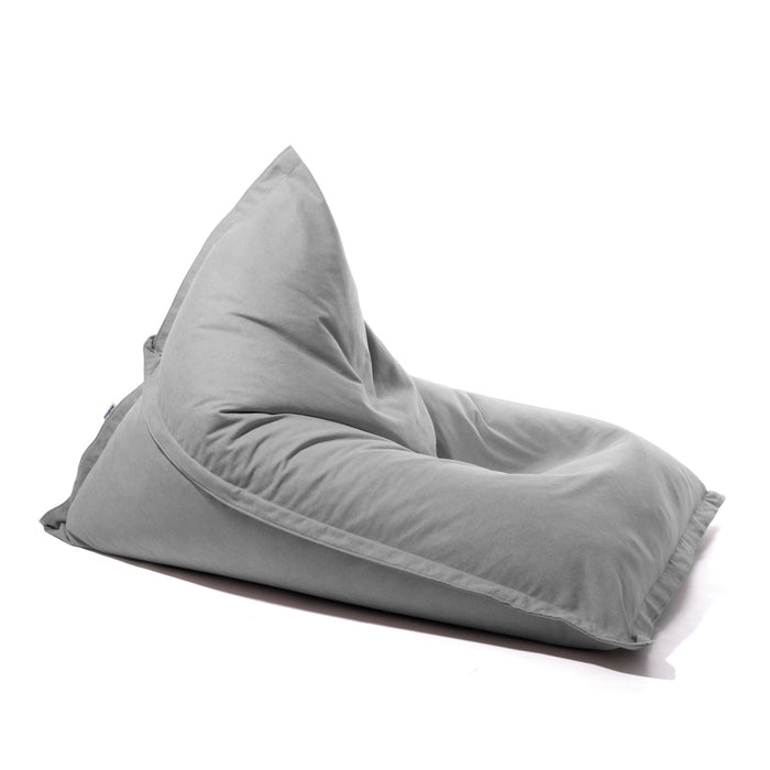 Pouf Shongo grande a forma di triangolo in tessuto antimacchia Dali per interno dim: 140x175 cm