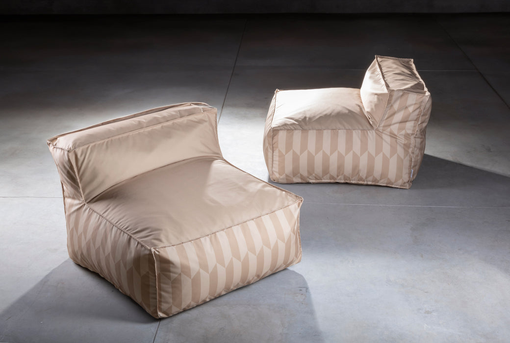 Pouf poltrona 1 posto Deluz in tessuto Geometrica per interno e per esterno. Dim. 98x98xH65 cm