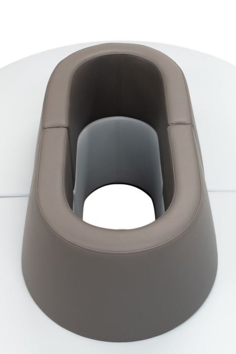 Pouf Magnetica Avalon in Ecopelle Mamba Trendy Classe 1-IM Ignifugo per Interno ed Esterno. Dim: Larg. 150 cm X Prof. 100 X H70 cm
