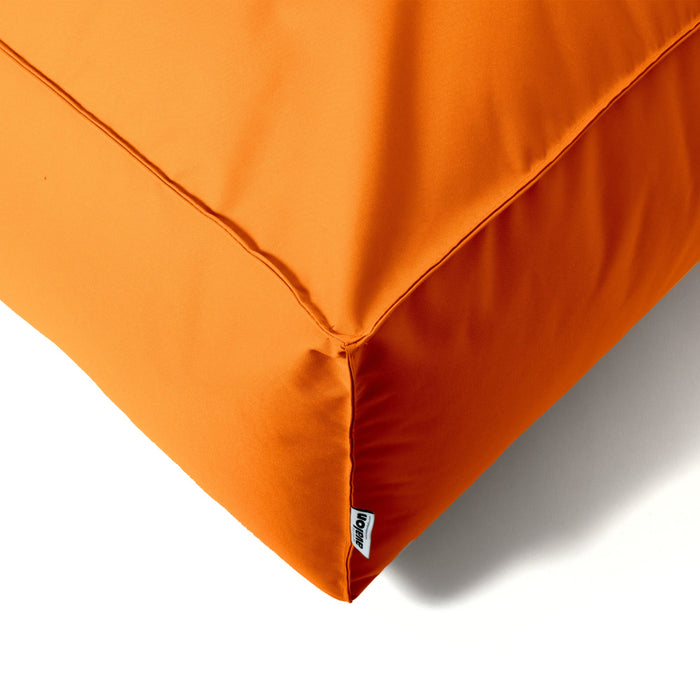 Pouf Lettino Isola Avalon per esterno in tessuto poliestere Samba con sacca interna sfoderabile Dim: 200xH50 cm