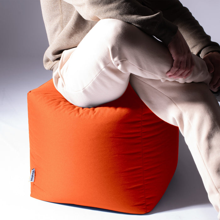 Avalon Pouf Poltrona Cubo Jive Made in Italy di dimensioni 50x50x H 45cm