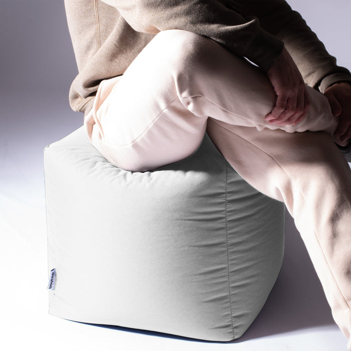 Avalon Pouf Poltrona Cubo Jive Made in Italy di dimensioni 50x50x H 45cm