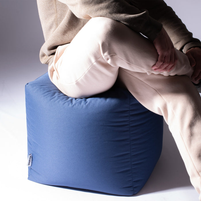 Avalon Pouf Poltrona Cubo Jive Made in Italy di dimensioni 50x50x H 45cm
