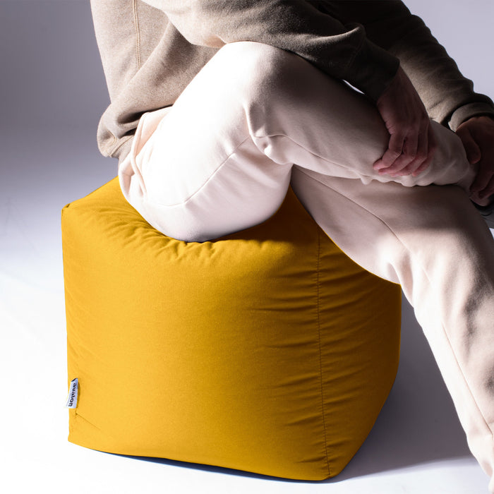Avalon Pouf Poltrona Cubo Jive Made in Italy di dimensioni 50x50x H 45cm