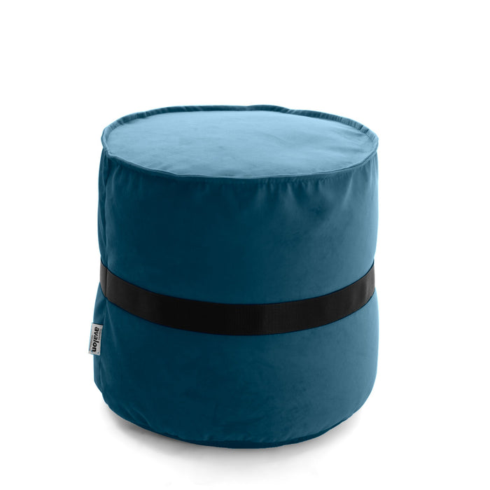Pouf cilindro poggiapiedi Belt in velluto con cintura in nylon