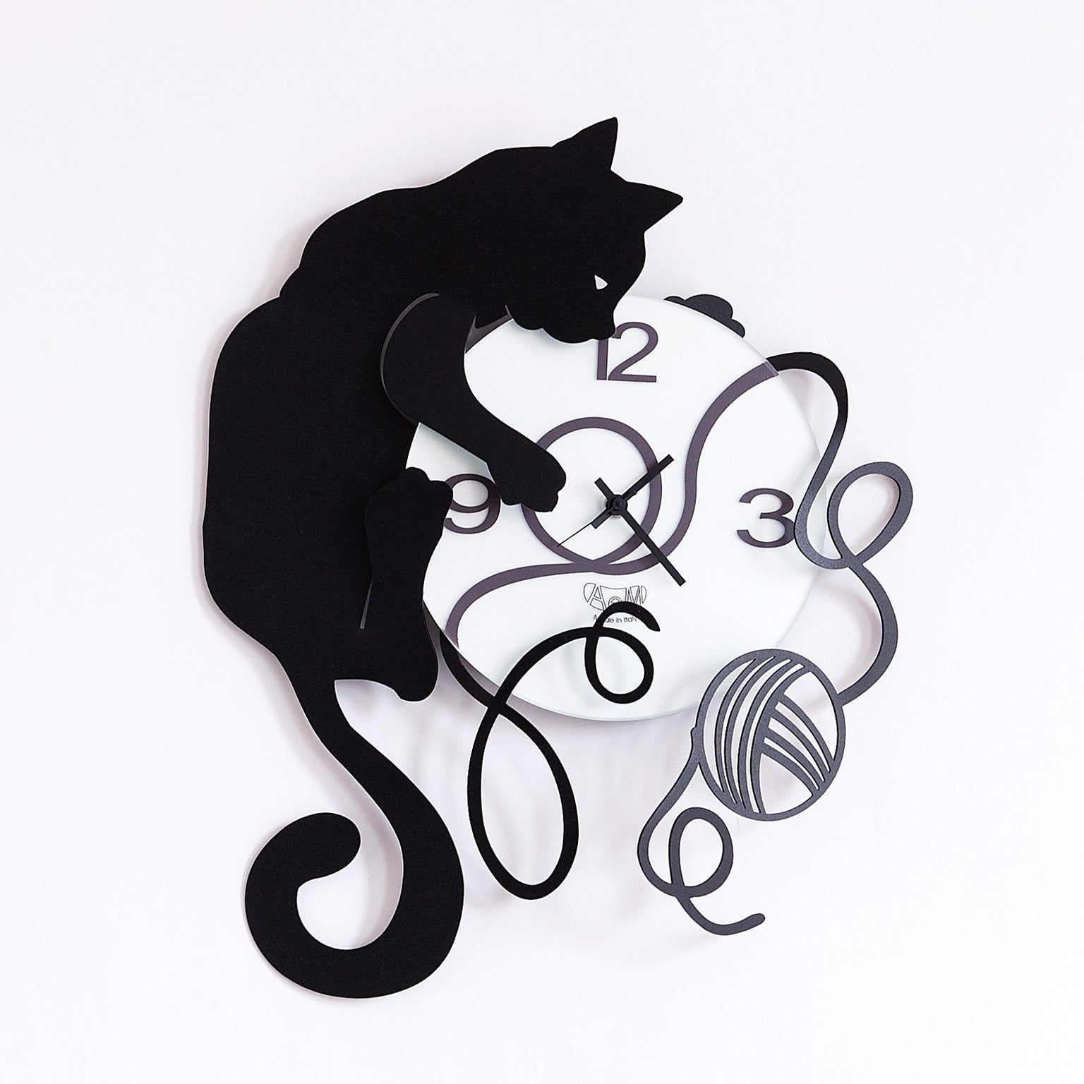 Orologio Da Parete Gatto In Legno Luminoso: Silenzioso, 30x22 Cm, Numeri Che Brillano Al Buio