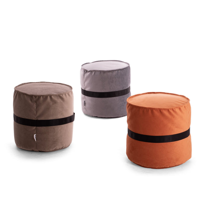 Pouf cilindro poggiapiedi Belt in velluto con cintura in nylon