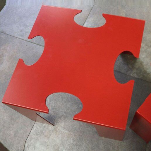 Puzzle table In Rosso - Tavolino da parete - CAOSCREO