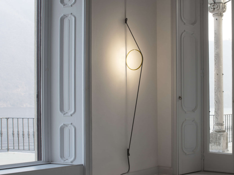 Wirering White -luce a muro- Flos